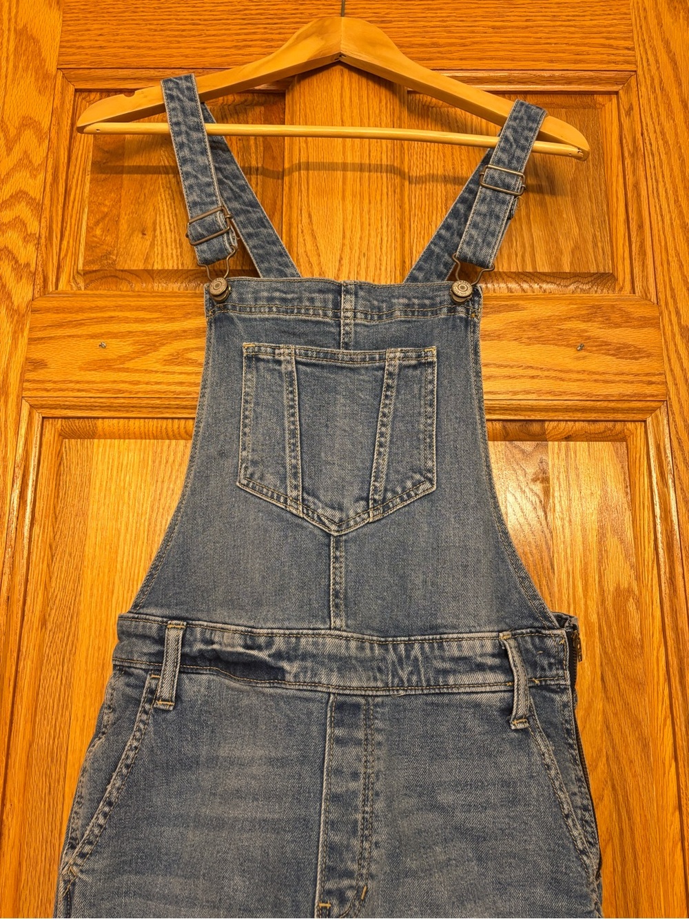 Old Navy Women's Light Wash Distressed Denim Bib Overalls Size Small